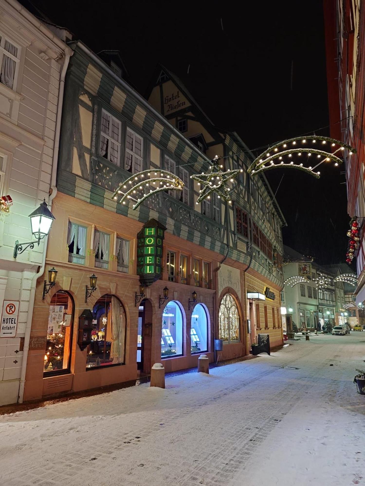 Hotel Zum Riesen - Aelteste Fuerstenherberge Deutschlands Мільтенберг Екстер'єр фото