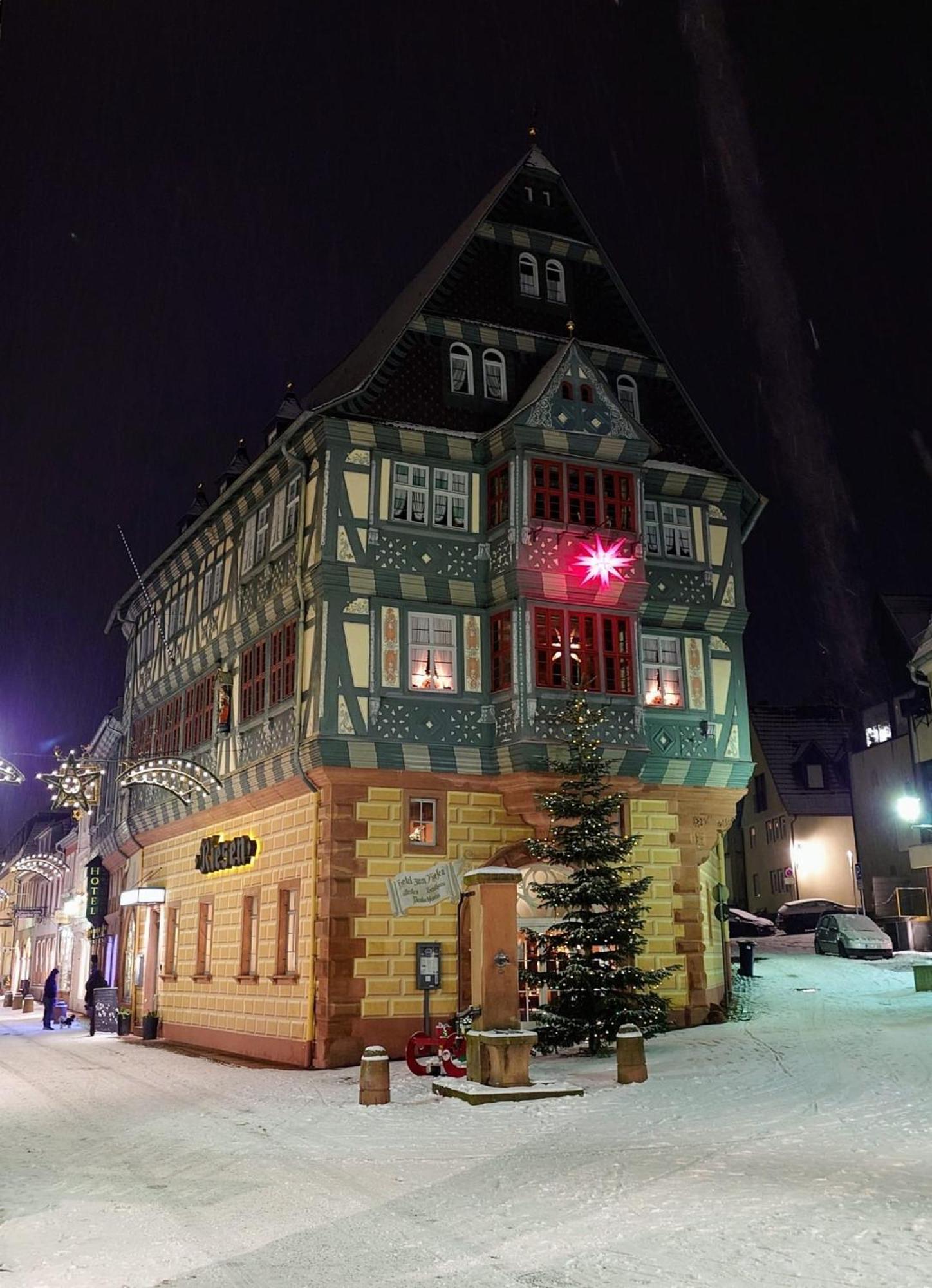 Hotel Zum Riesen - Aelteste Fuerstenherberge Deutschlands Мільтенберг Екстер'єр фото